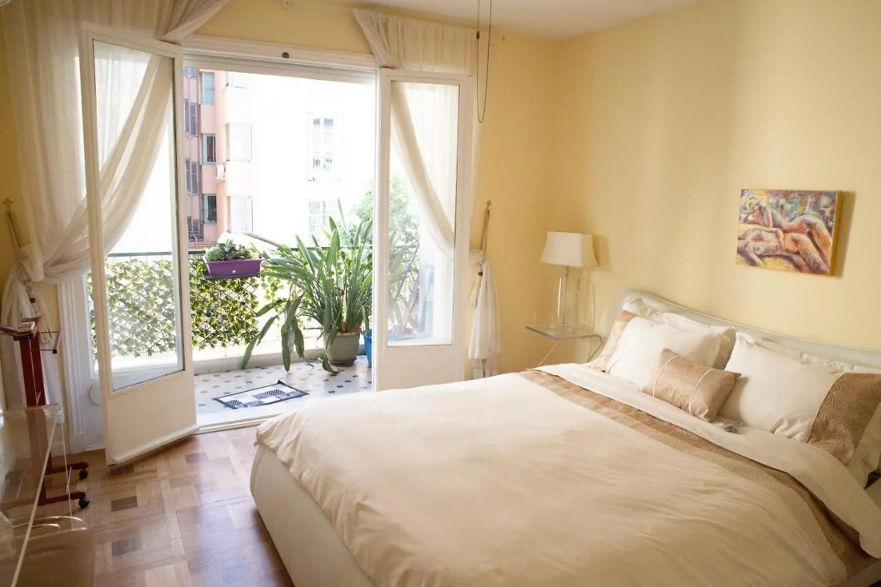 Chill Out Apartment, 2 Mins From Beach Nice
