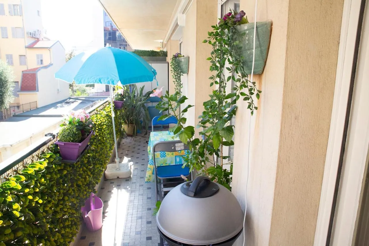 Apartmán Chill Out Apartment, 2 Mins From Beach Nice Francie