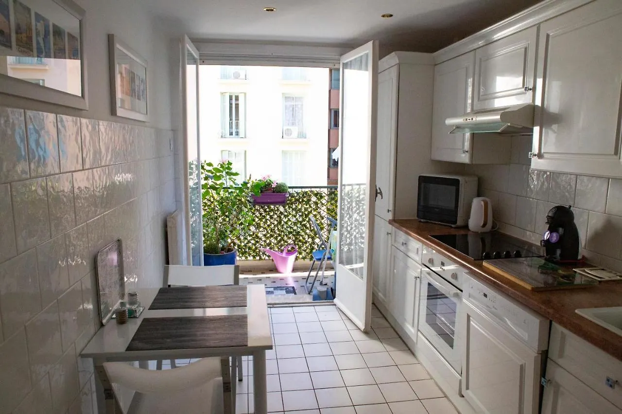 Chill Out Apartment, 2 Mins From Beach Nice France